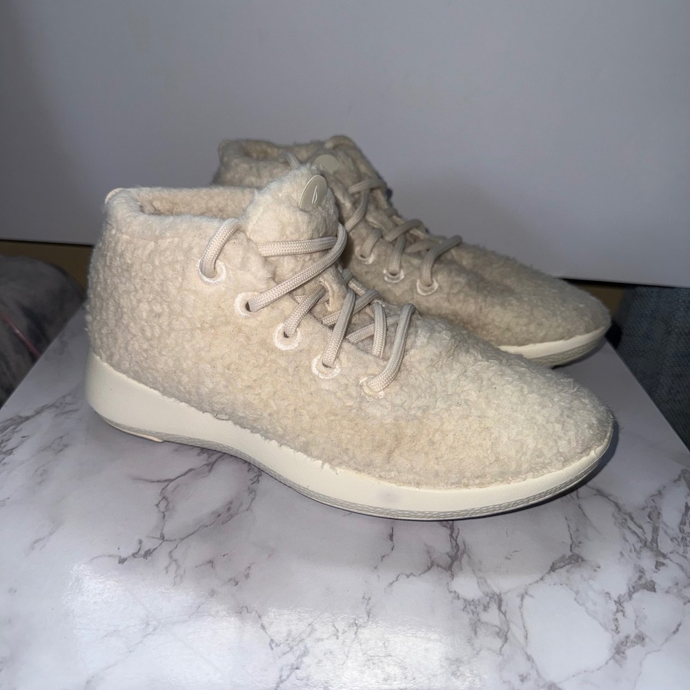 Allbirds Wool Runner-Up Mizzle Women 8 Cream Fluffy Merino Mid Top Sneakers